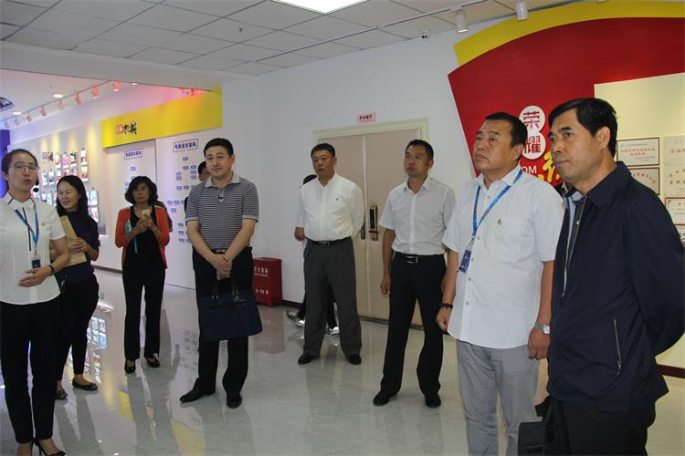 构建协调劳动关系，，，，，，共享企业文化建设