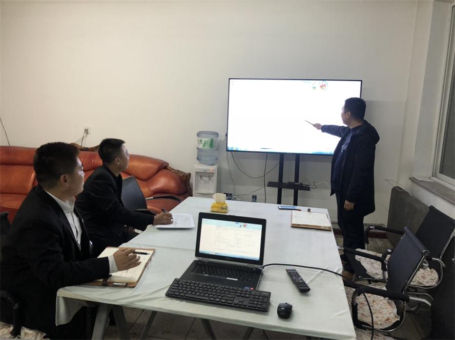 奔忙的路上，，，，，我们一起生长