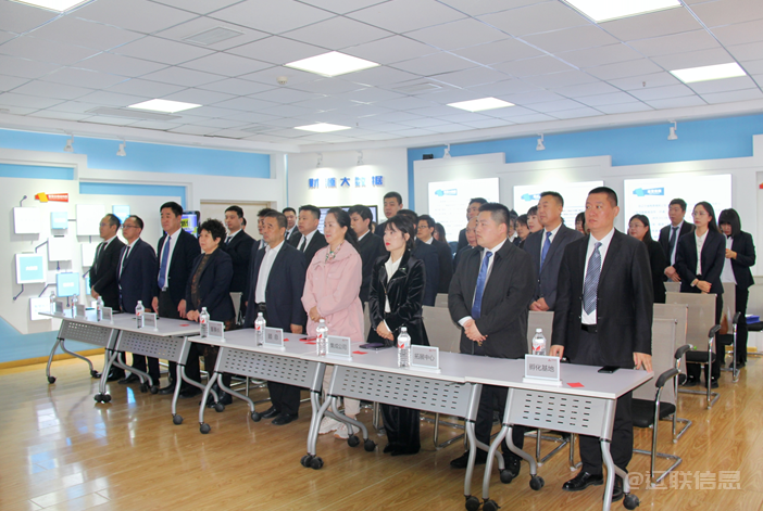 融合智变，，，，，，立异引领——1xBET集团召开2024财年启动大会